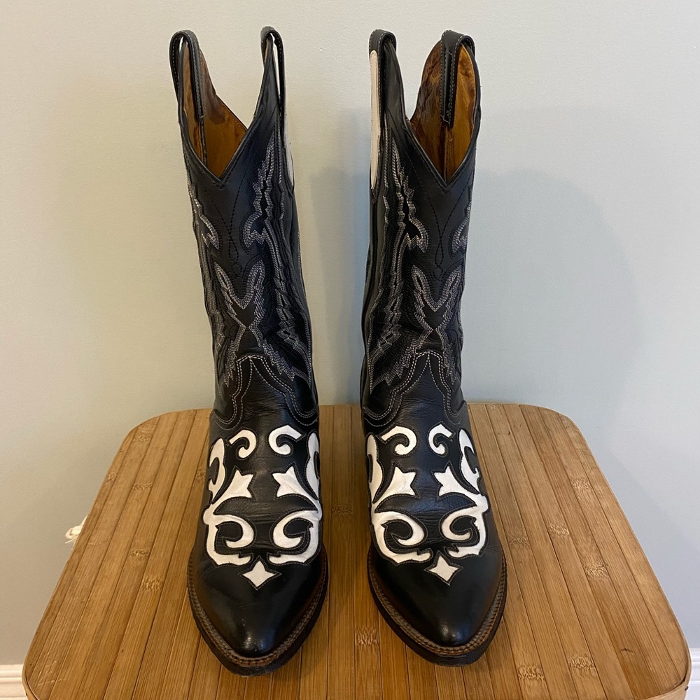Black and White Men’s Cowboy Boots - Size 8.5